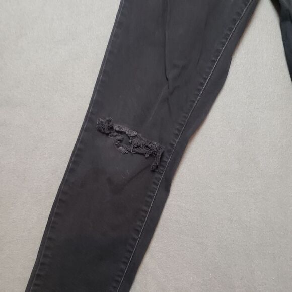 Levi's - Hi Rise Skinny Jeans, Size 28 | Soft Black | PC9-19970-0083 distressed - Picture 4 of 15